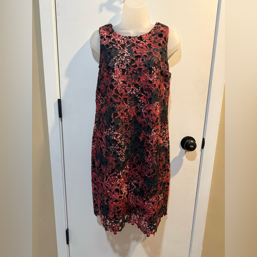 Vince Camuto Black and Red Floral Lace Midi Dress#1373